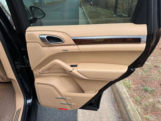 2012 Porsche Cayenne Base