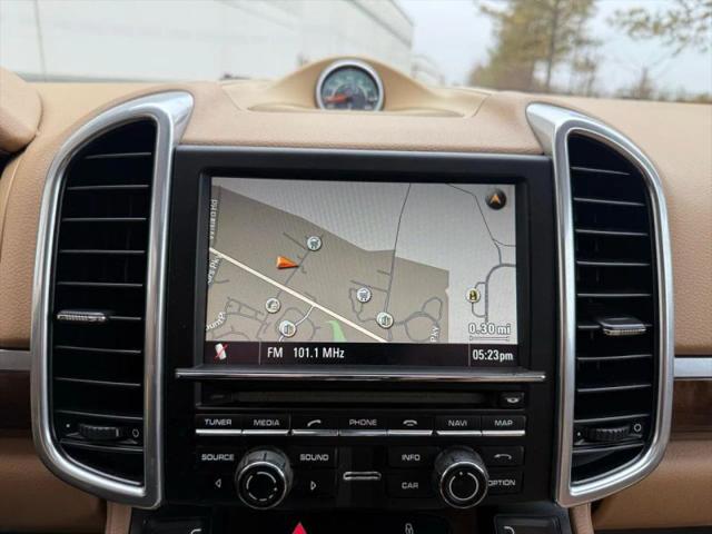 2012 Porsche Cayenne Base