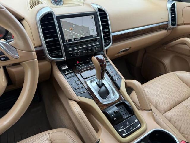 2012 Porsche Cayenne Base