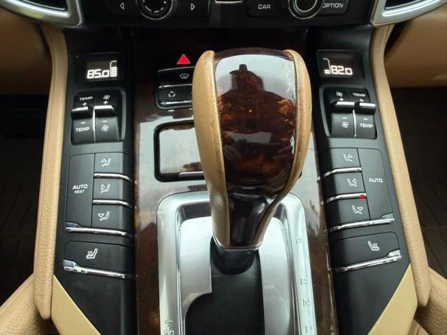2012 Porsche Cayenne Base