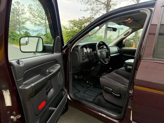 2005 Dodge Ram 3500 SLT/Laramie
