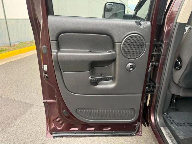 2005 Dodge Ram 3500 SLT/Laramie