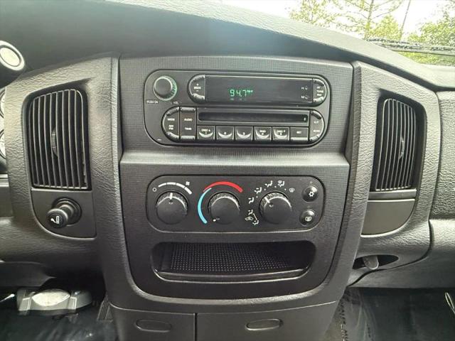 2005 Dodge Ram 3500 SLT/Laramie