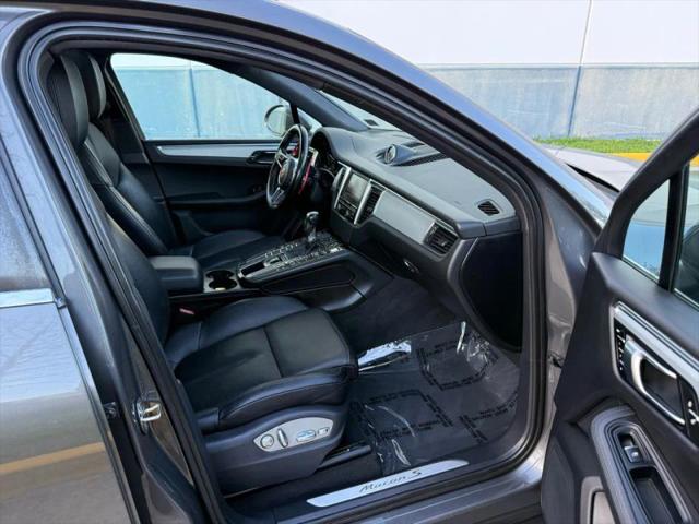 2015 Porsche Macan S