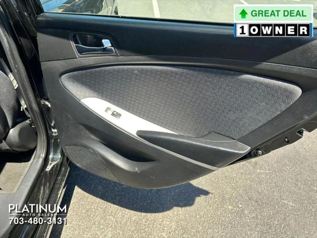 2013 Hyundai Accent SE