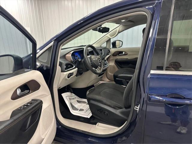 2017 Chrysler Pacifica Touring