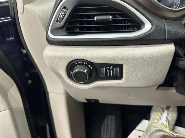 2017 Chrysler Pacifica Touring