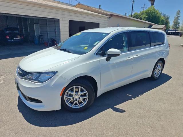 2021 Chrysler Voyager LX