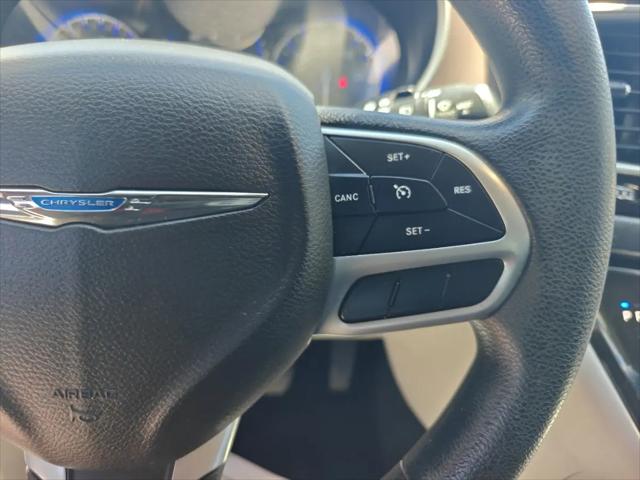 2021 Chrysler Voyager LX