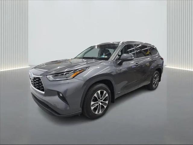 2021 Toyota Highlander Hybrid XLE for sale in Hillside, NJ