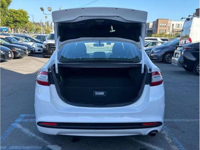 2016 Ford Fusion Energi SE Luxury
