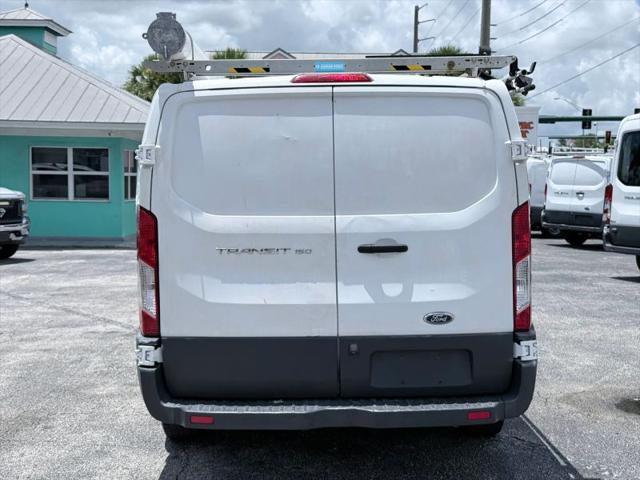 2017 Ford Transit w/Sliding Side Door w/RWB