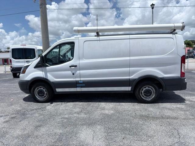 2017 Ford Transit w/Sliding Side Door w/RWB