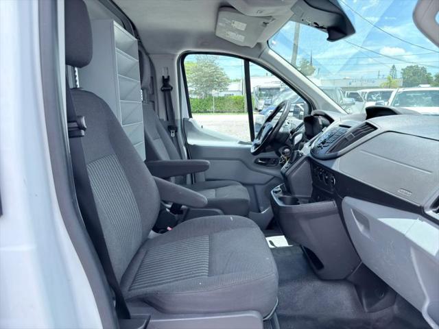 2017 Ford Transit w/Sliding Side Door w/RWB