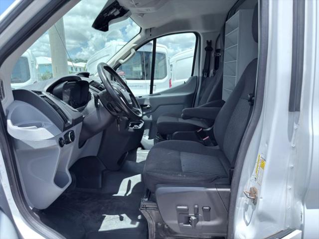 2017 Ford Transit w/Sliding Side Door w/RWB