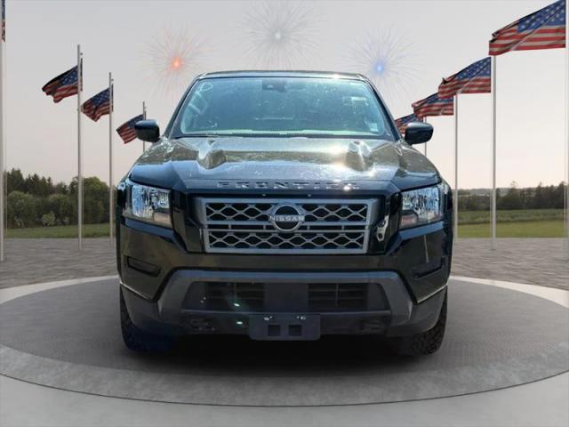 2022 Nissan Frontier Crew Cab SV 4x4