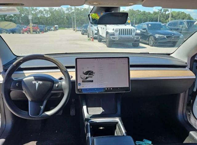 2021 Tesla Model 3 Standard Range Plus Rear-Wheel Drive