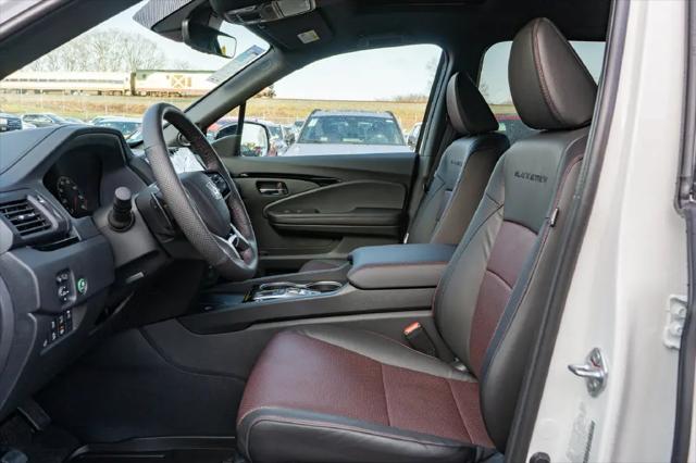 2026 Honda Ridgeline Black Edition Two-Tone