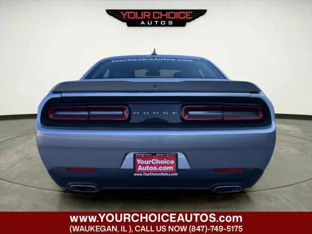 2016 Dodge Challenger SXT Plus