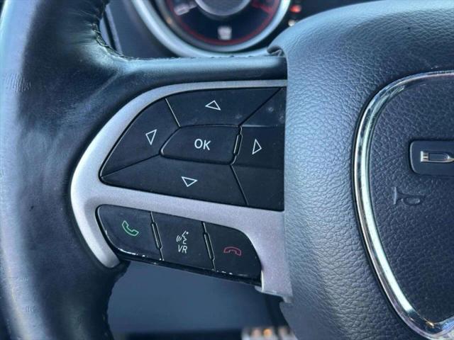 2016 Dodge Challenger SXT Plus