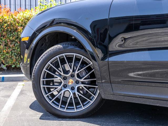2019 Porsche Cayenne Base