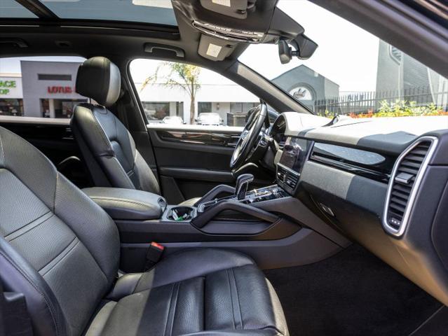 2019 Porsche Cayenne Base
