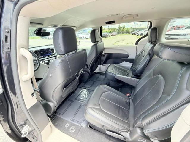 2021 Chrysler Pacifica Touring L