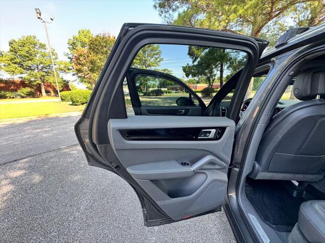 2019 Porsche Cayenne Base