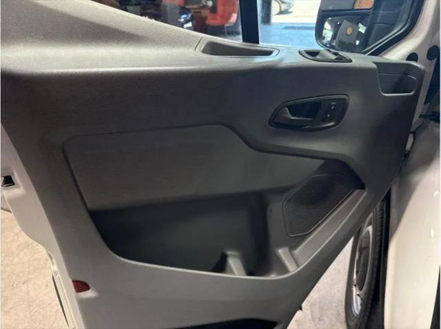 2018 Ford Transit w/Sliding Side Door w/LWB