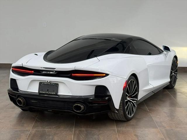 2023 McLaren GT Base