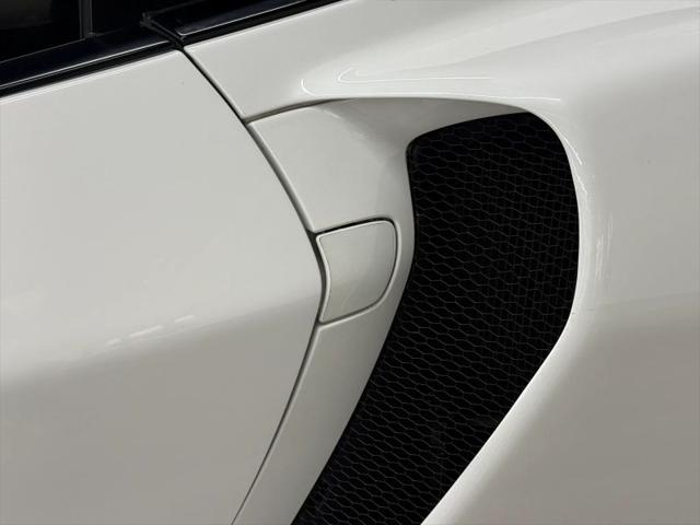 2023 McLaren GT Base