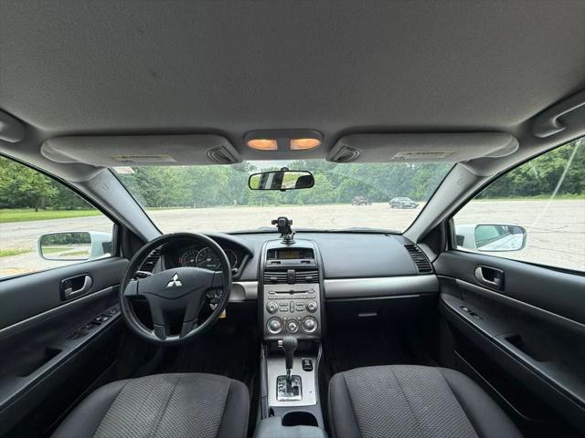 2012 Mitsubishi Galant FE