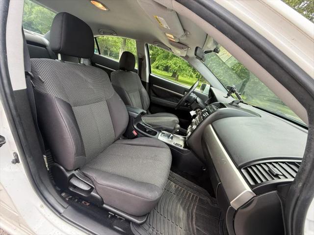 2012 Mitsubishi Galant FE