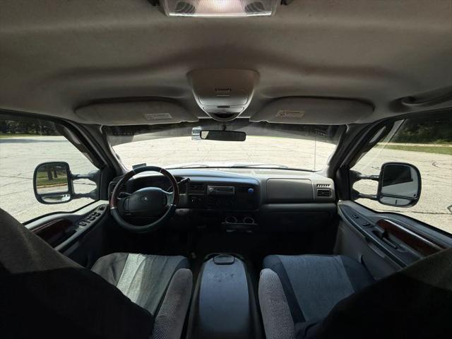 2003 Ford F-250 Lariat