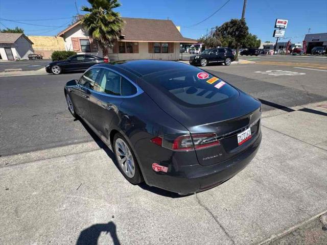 2016 Tesla Model S 90D