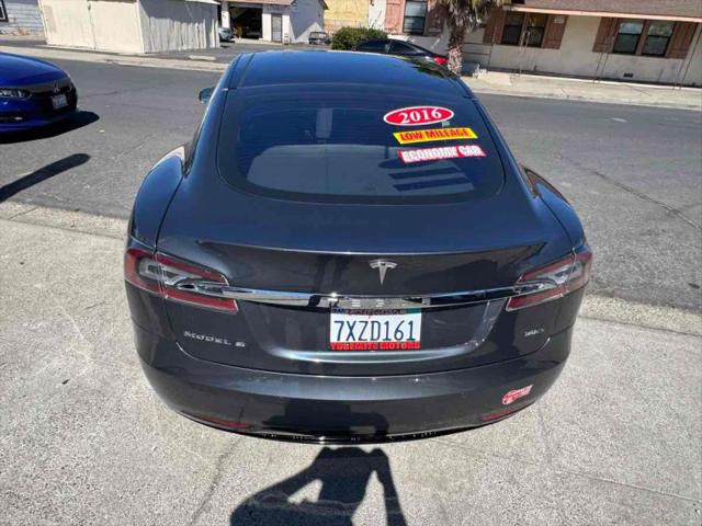 2016 Tesla Model S 90D