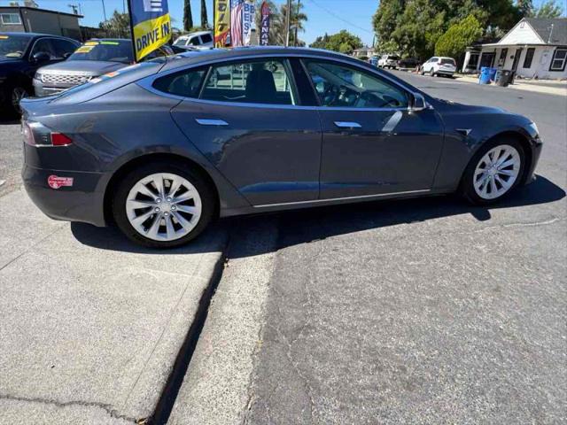 2016 Tesla Model S 90D