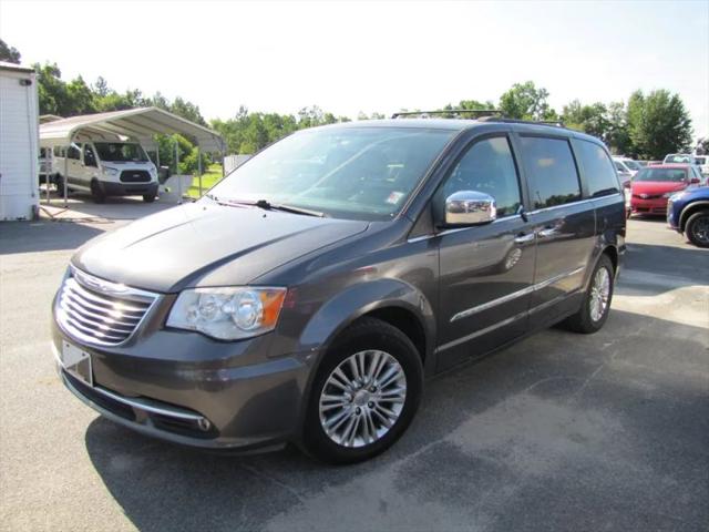 2016 Chrysler Town & Country Touring-L for sale in Port Wentworth, GA