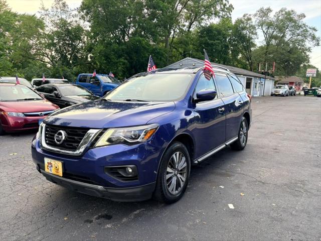 2018 Nissan Pathfinder SV for sale in Batavia, IL