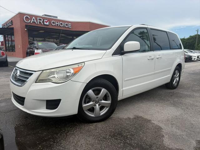 2011 Volkswagen Routan SE for sale in Tampa, FL