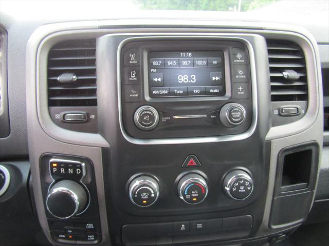2017 Ram 1500 Express Crew Cab 4x4 57 Box