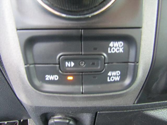 2017 Ram 1500 Express Crew Cab 4x4 57 Box