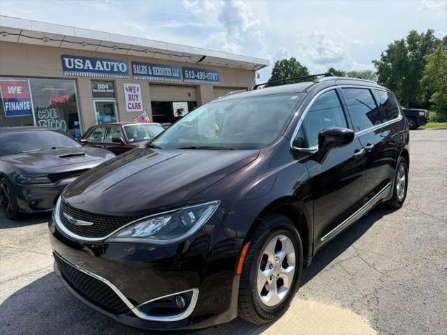 2017 Chrysler Pacifica Touring-L Plus