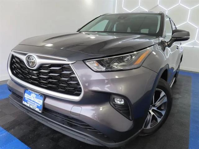 2022 Toyota Highlander XLE for sale in Manassas, VA