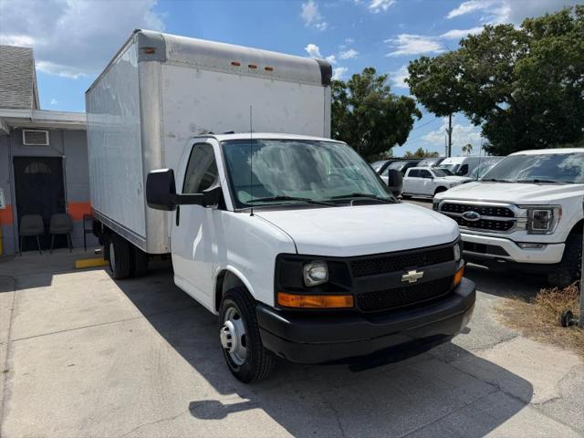 2015 Chevrolet Express Cutaway 3500 for sale in Orlando, FL