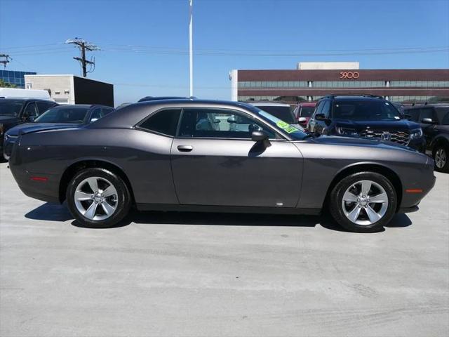 2022 Dodge Challenger SXT