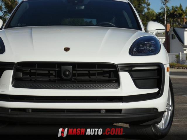 2024 Porsche Macan T