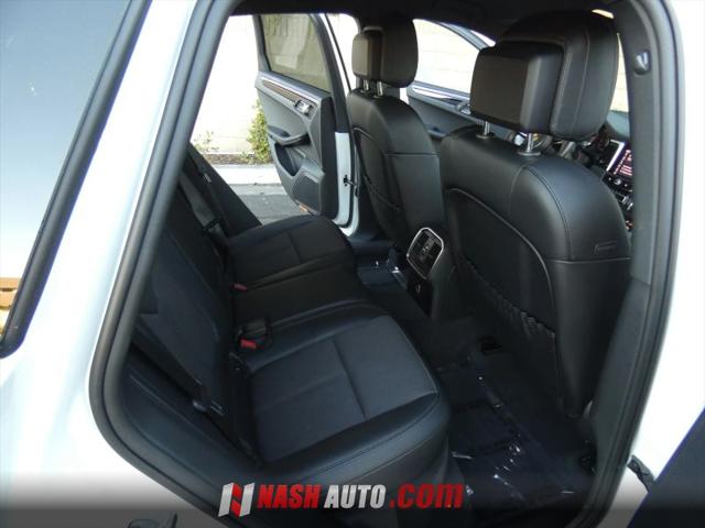 2024 Porsche Macan T