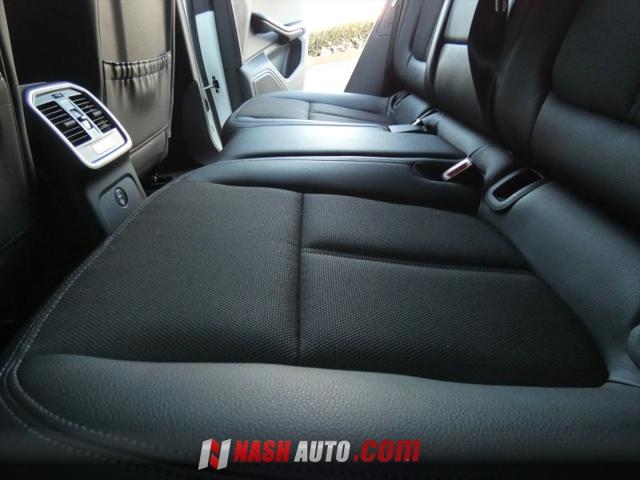 2024 Porsche Macan T