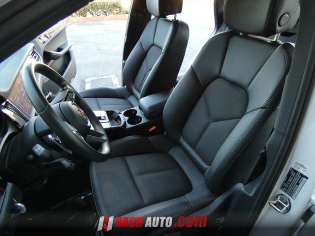 2024 Porsche Macan T